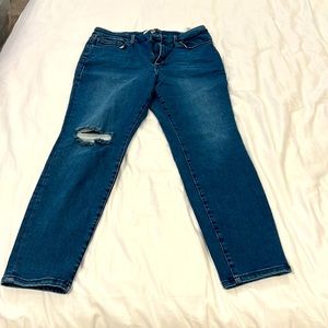 Good American Always Fit Jean